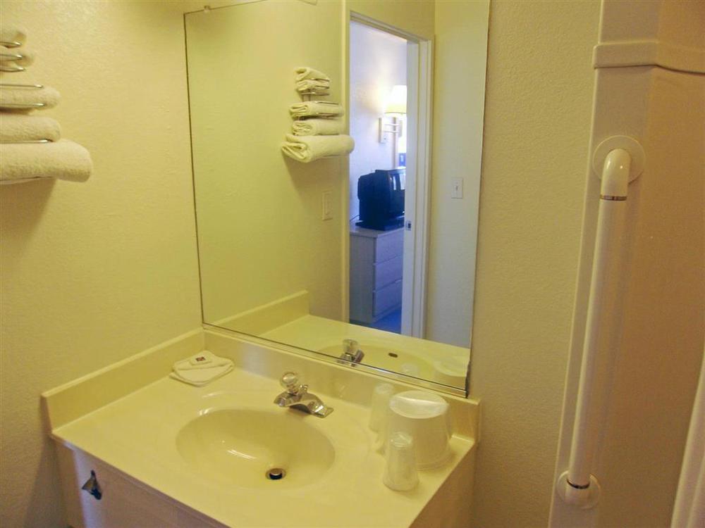 Motel 6-Pueblo, Co - I-25 Bilik gambar